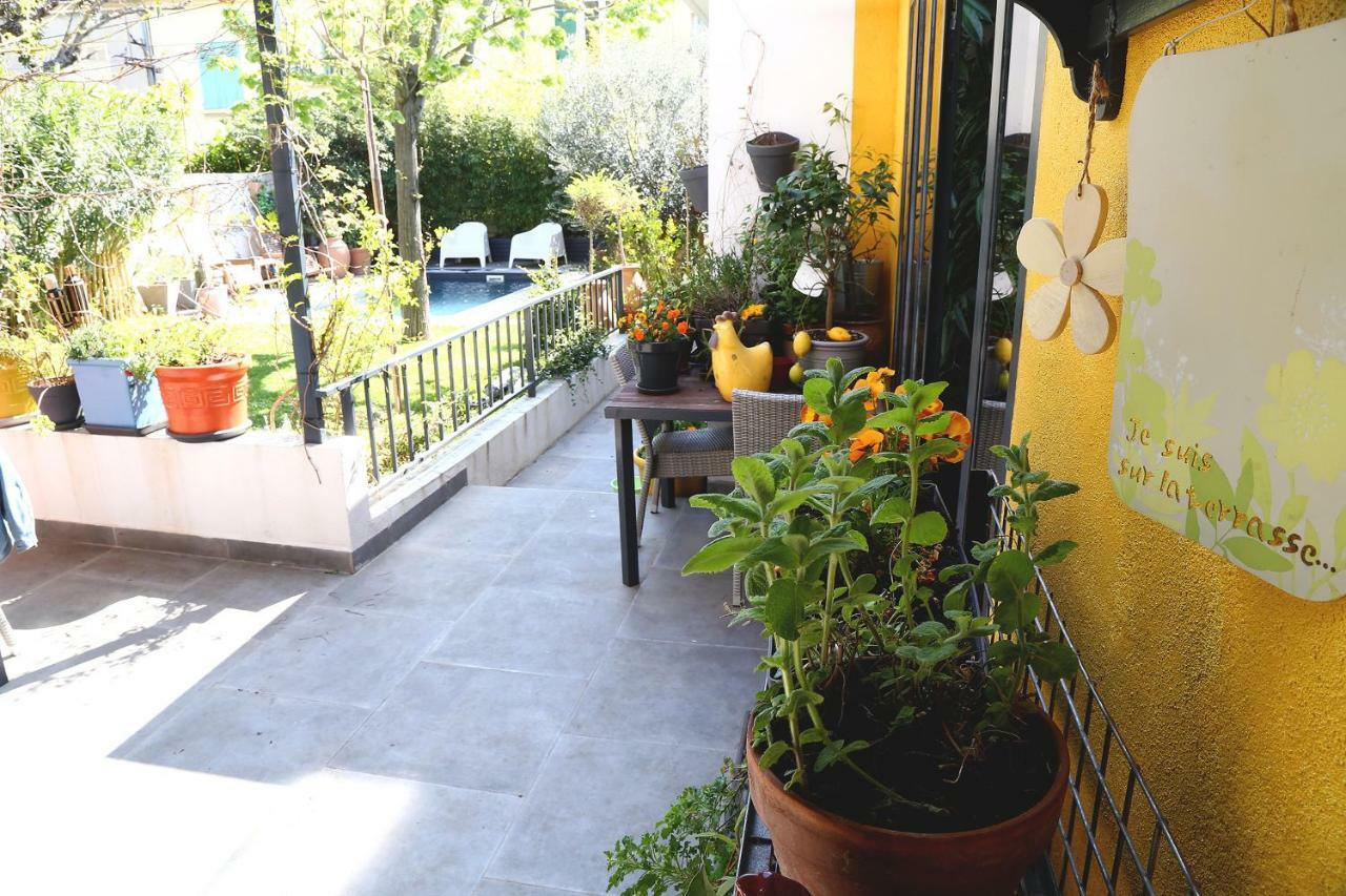 Maison D'Hotes "L'Atelier" อาวีญง ภายนอก รูปภาพ